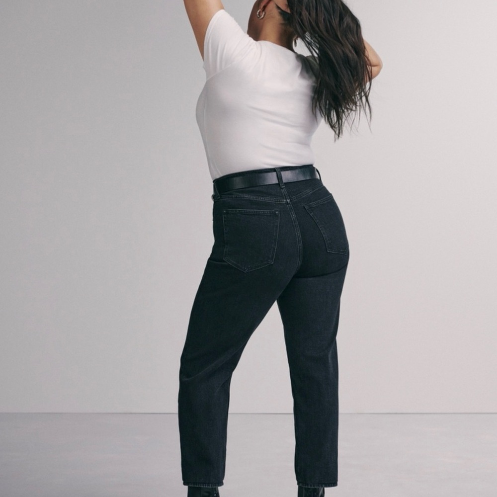 A&F Women's Black Wash Ripped Jeans